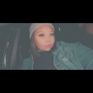 Meet your Posher, Madison